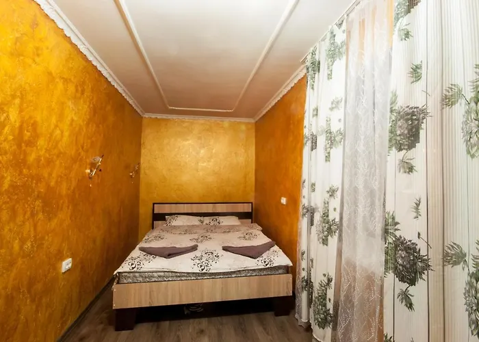 Prospekt Svobody 40 Apartment